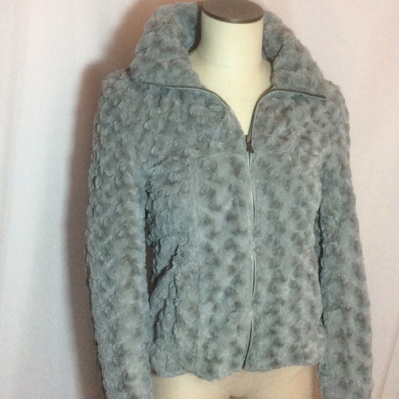 NWOT TRF Zara Fuzzy Jacket Size L  Sold Out Gray - Picture 1 of 4
